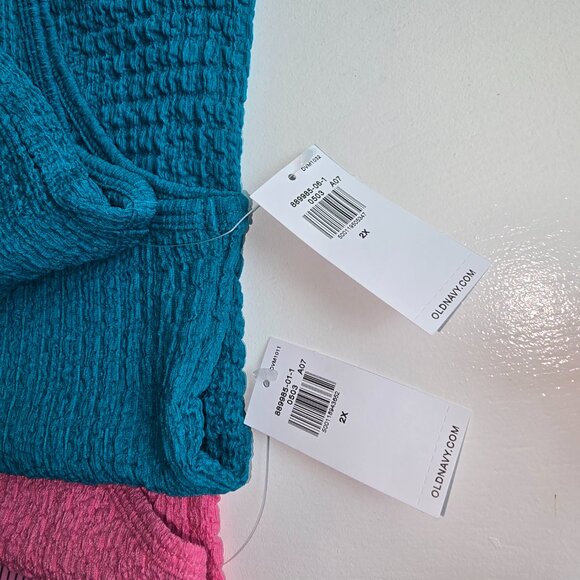 NWT Two Textured Tanks, Square Neck 2X, Old Navy - Picture 9 of 10